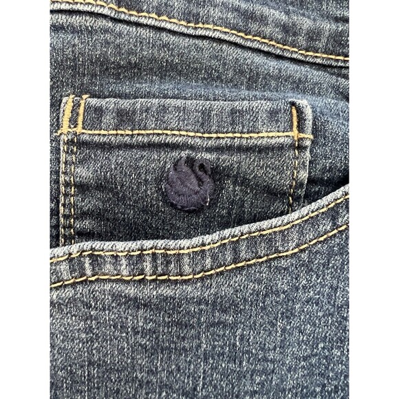 Gloria Vanderbilt All Around Slimming Effect Amanda Shorts Women’s 16W Blue - Picture 2 of 9